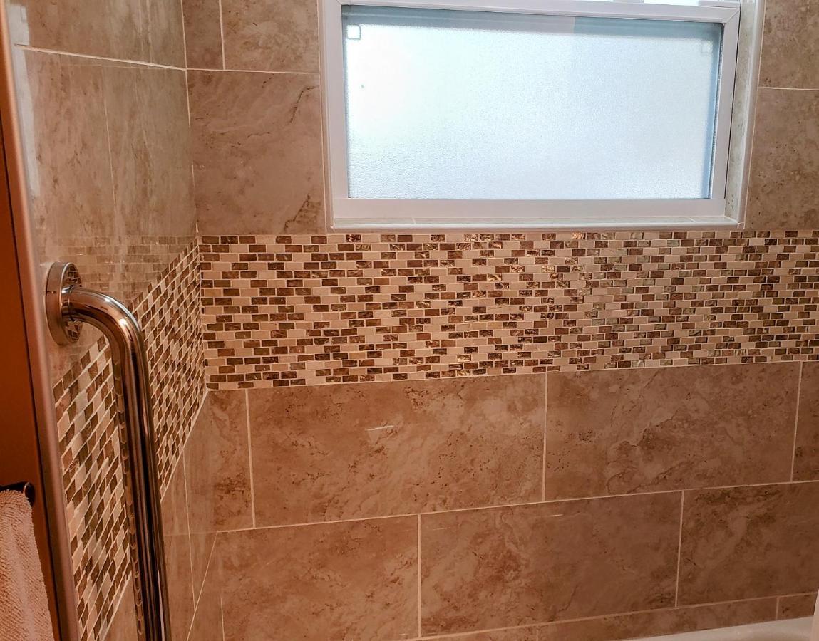 Stylish Suite Tampa Minutes To Hard Rock Casino Mango Экстерьер фото