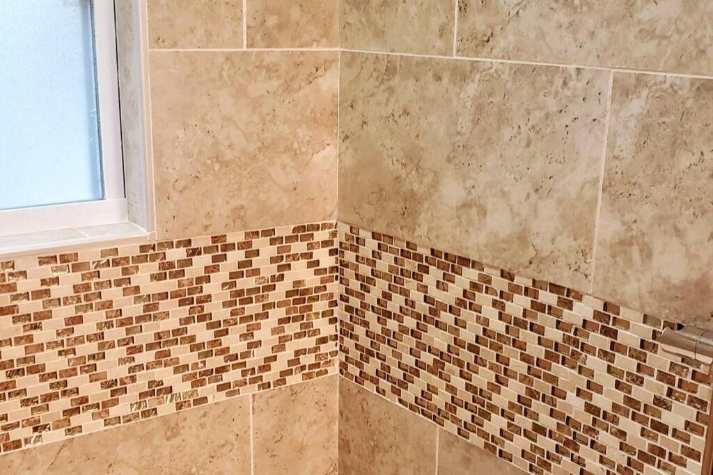 Stylish Suite Tampa Minutes To Hard Rock Casino Mango Экстерьер фото
